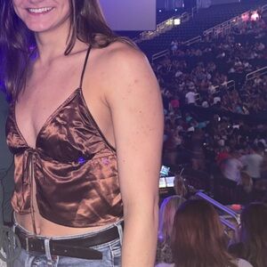 H&M Divided Size M tie front tank